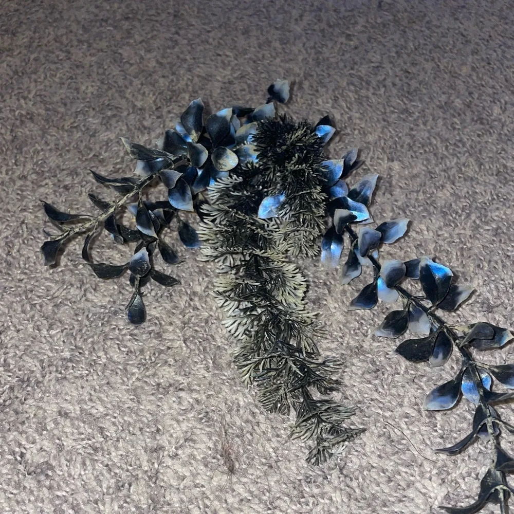 Fake aquarium plant